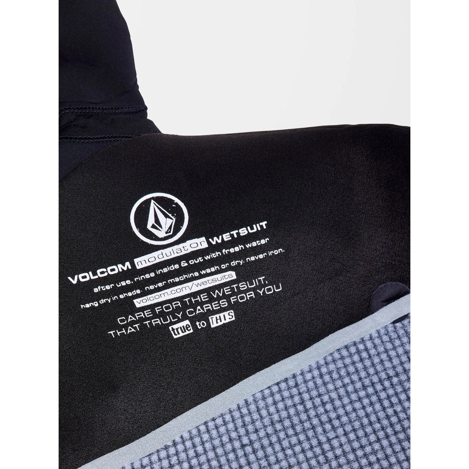 Volcom Modulator 5/4/3 Mens Hooded Chest Zip Wetsuit - Black